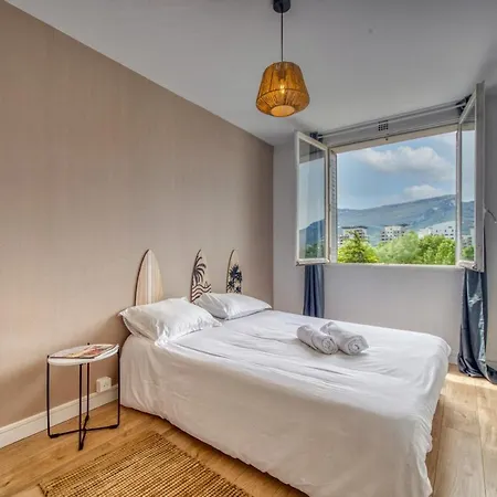 Le Lyon - Bastille / Esplanade * Grenoble