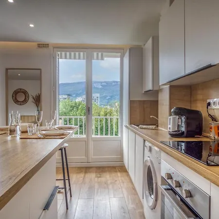 Le Lyon - Bastille / Esplanade