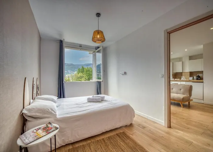 Le Lyon - Bastille / Esplanade